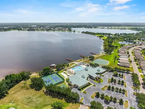 2825 Attwater Loop Winter Haven FL 33884