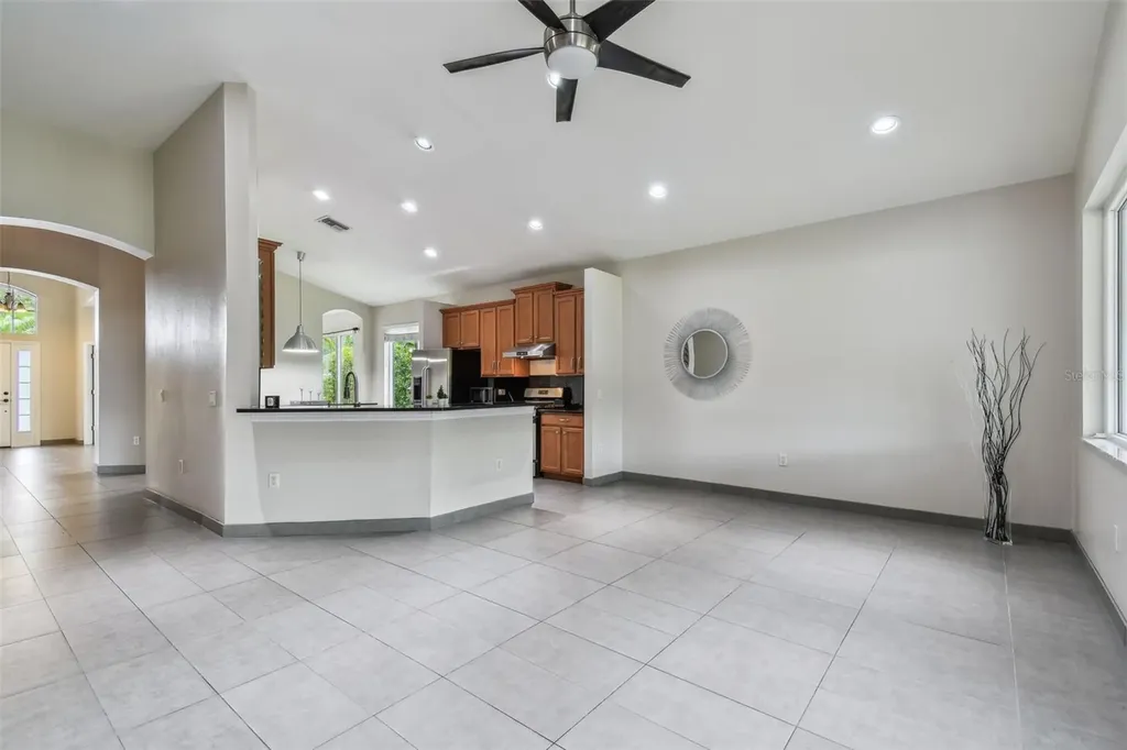 8208 Pinewood Run Court Tampa FL 33647