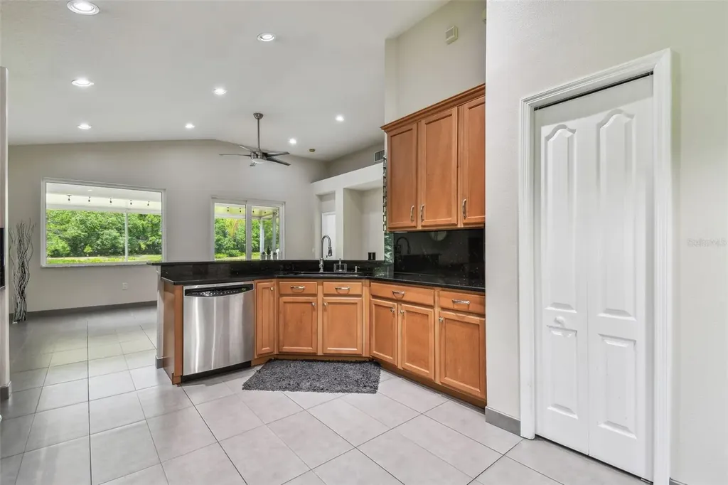 8208 Pinewood Run Court Tampa FL 33647