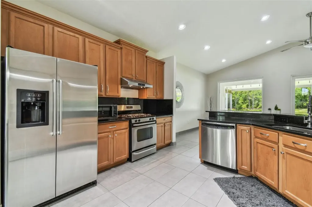 8208 Pinewood Run Court Tampa FL 33647