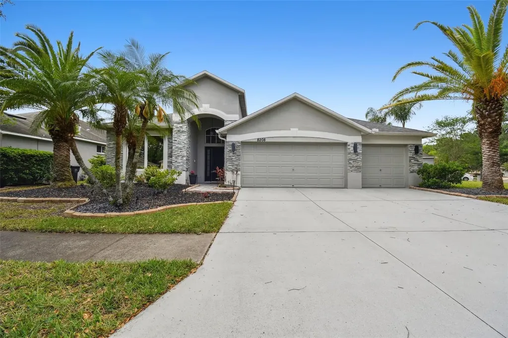 8208 Pinewood Run Court Tampa FL 33647