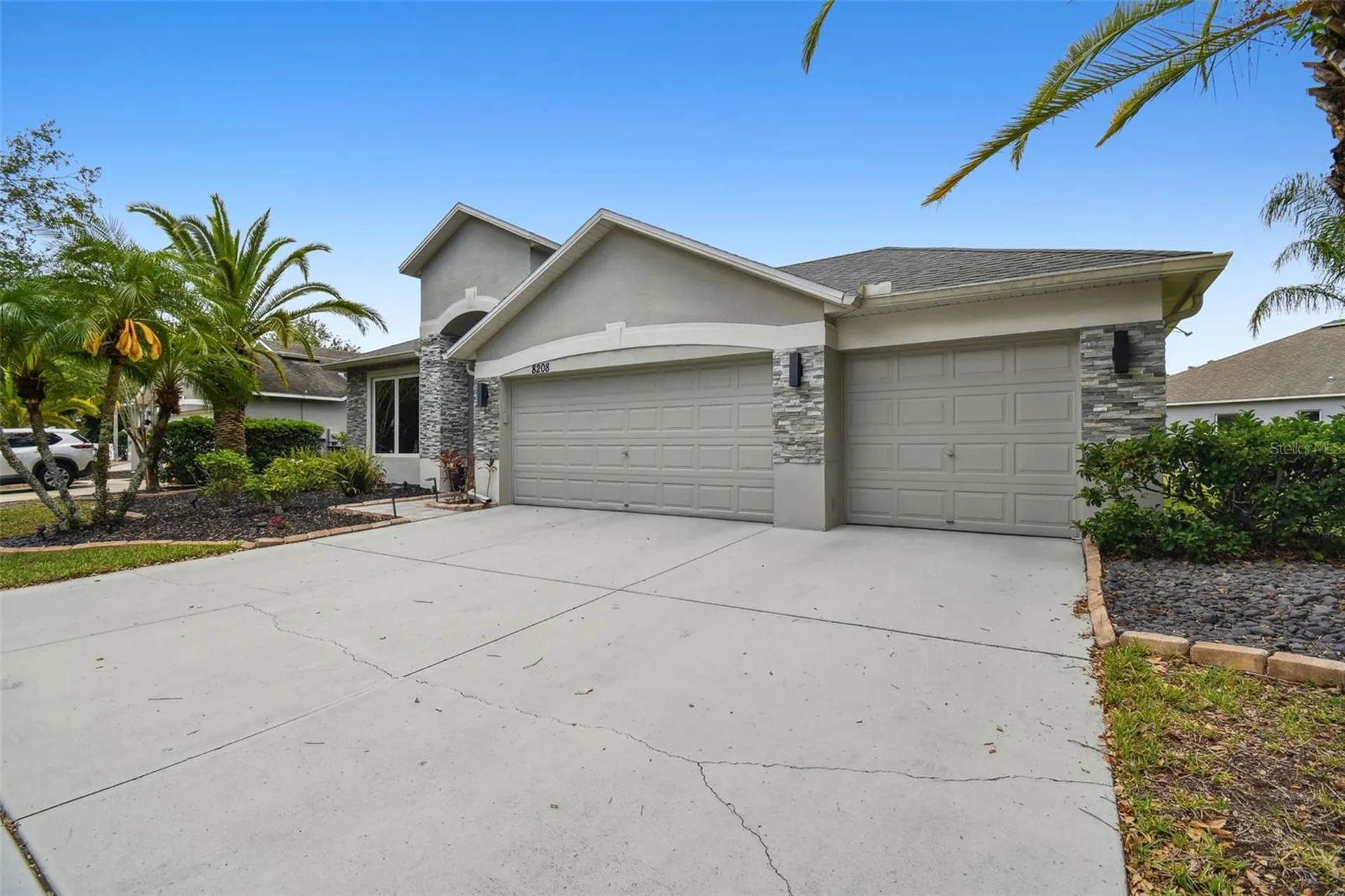 8208 Pinewood Run Court Tampa FL 33647