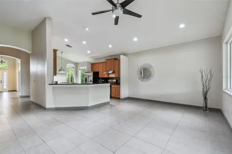 8208 Pinewood Run Court Tampa FL 33647