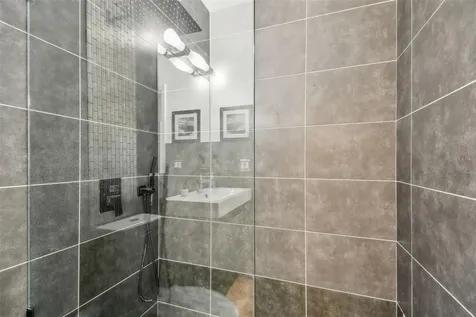 8208 Pinewood Run Court Tampa FL 33647