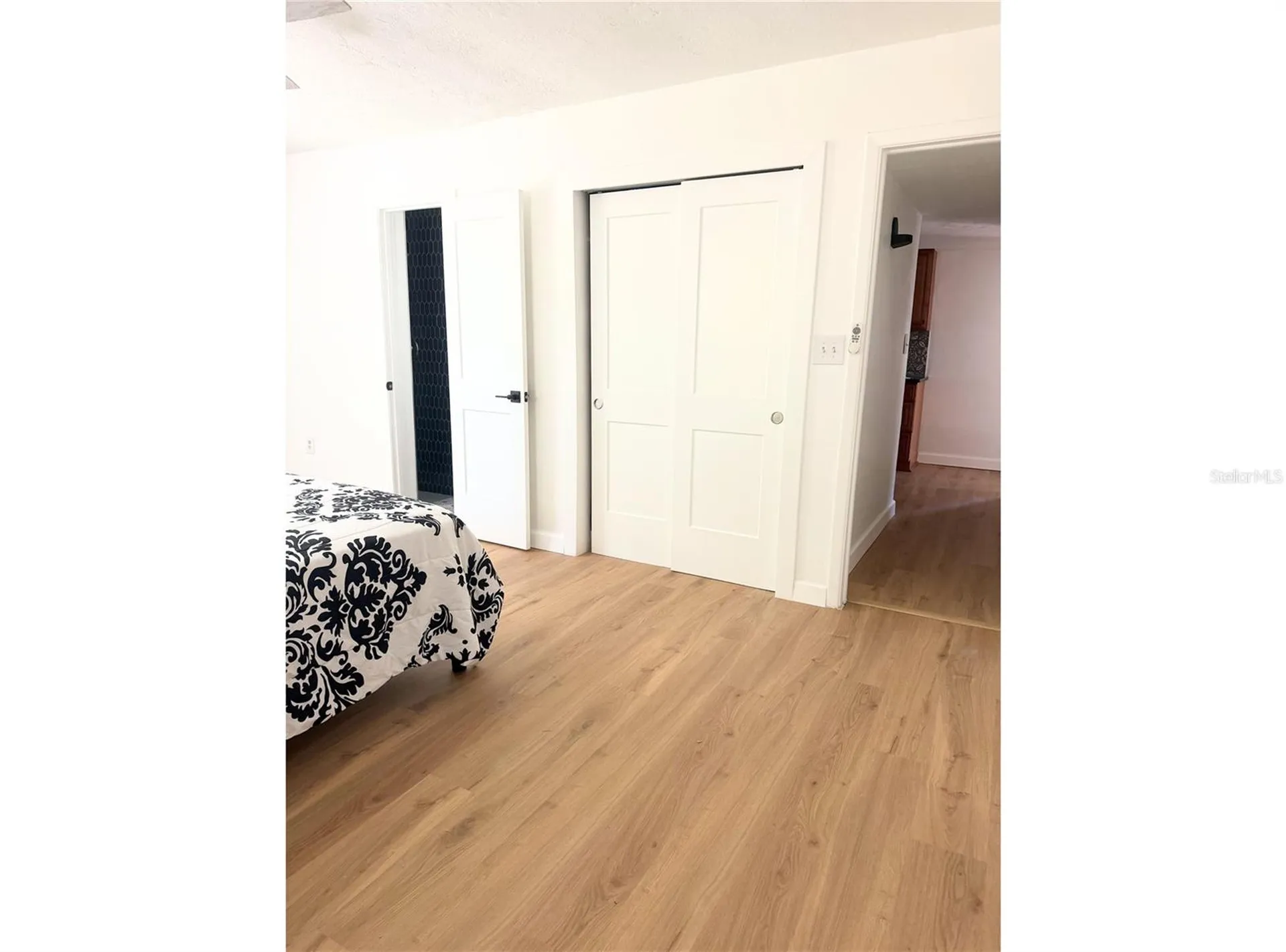870 86th Avenue N St Petersburg FL 33702