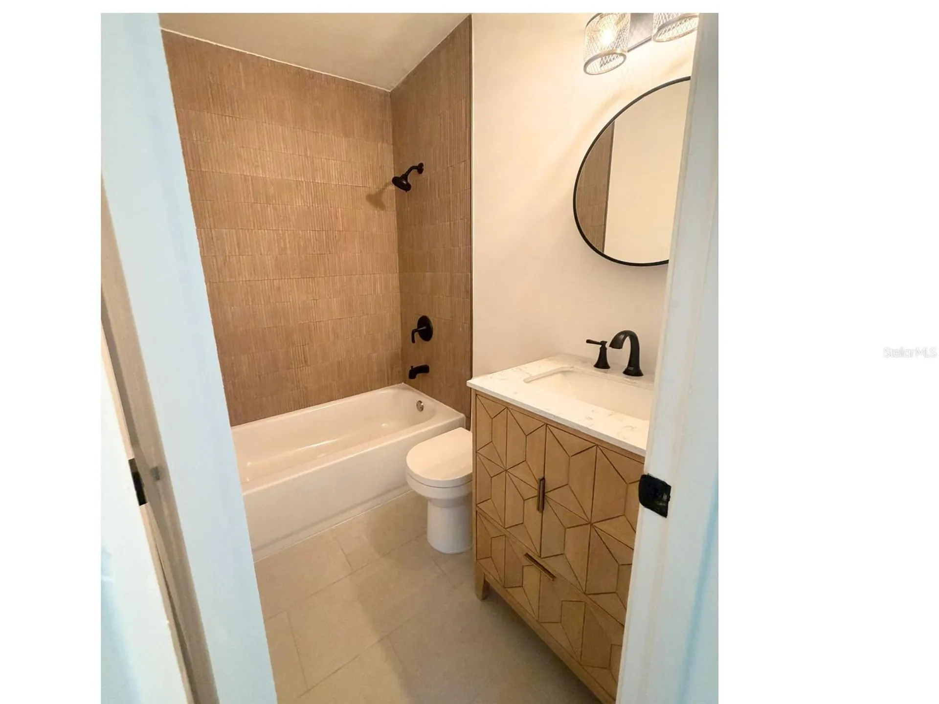 870 86th Avenue N St Petersburg FL 33702