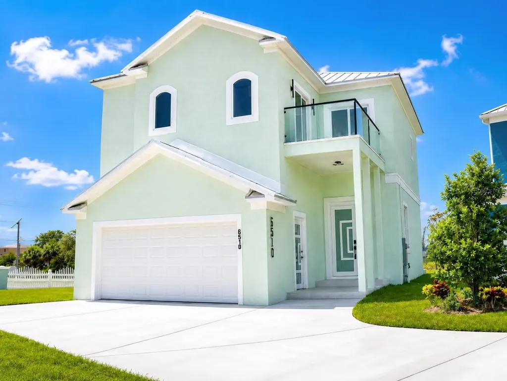6510 Simone Shores Circle Apollo Beach FL 33572