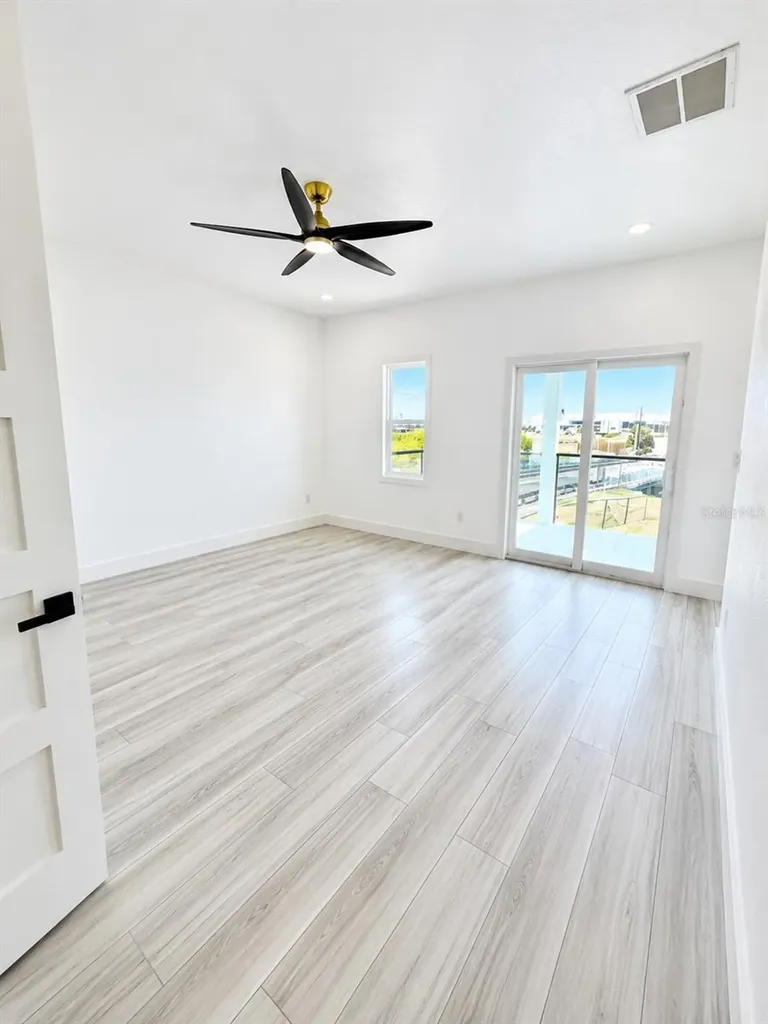 6510 Simone Shores Circle Apollo Beach FL 33572