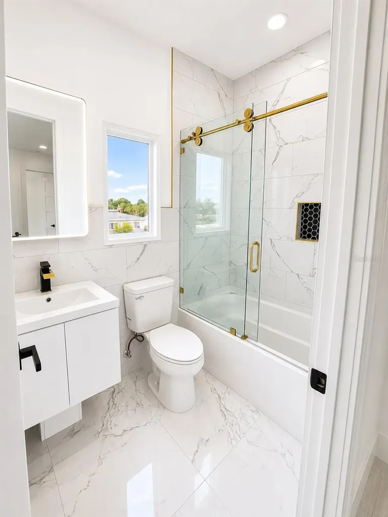 6510 Simone Shores Circle Apollo Beach FL 33572