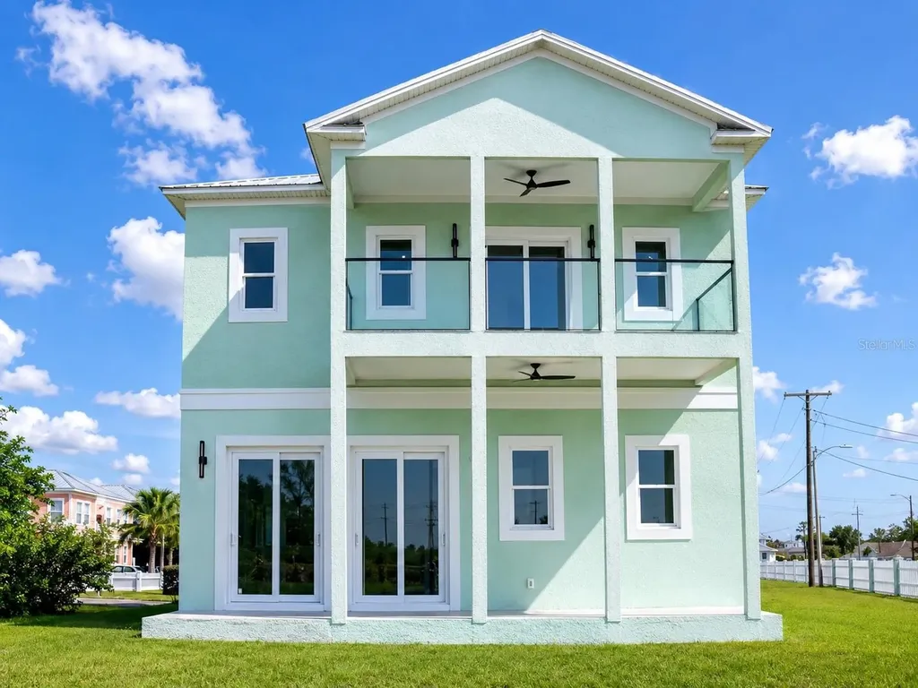 6510 Simone Shores Circle Apollo Beach FL 33572