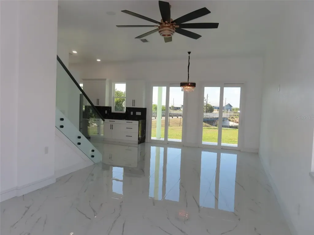 6510 Simone Shores Circle Apollo Beach FL 33572