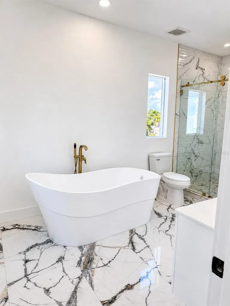 6510 Simone Shores Circle Apollo Beach FL 33572