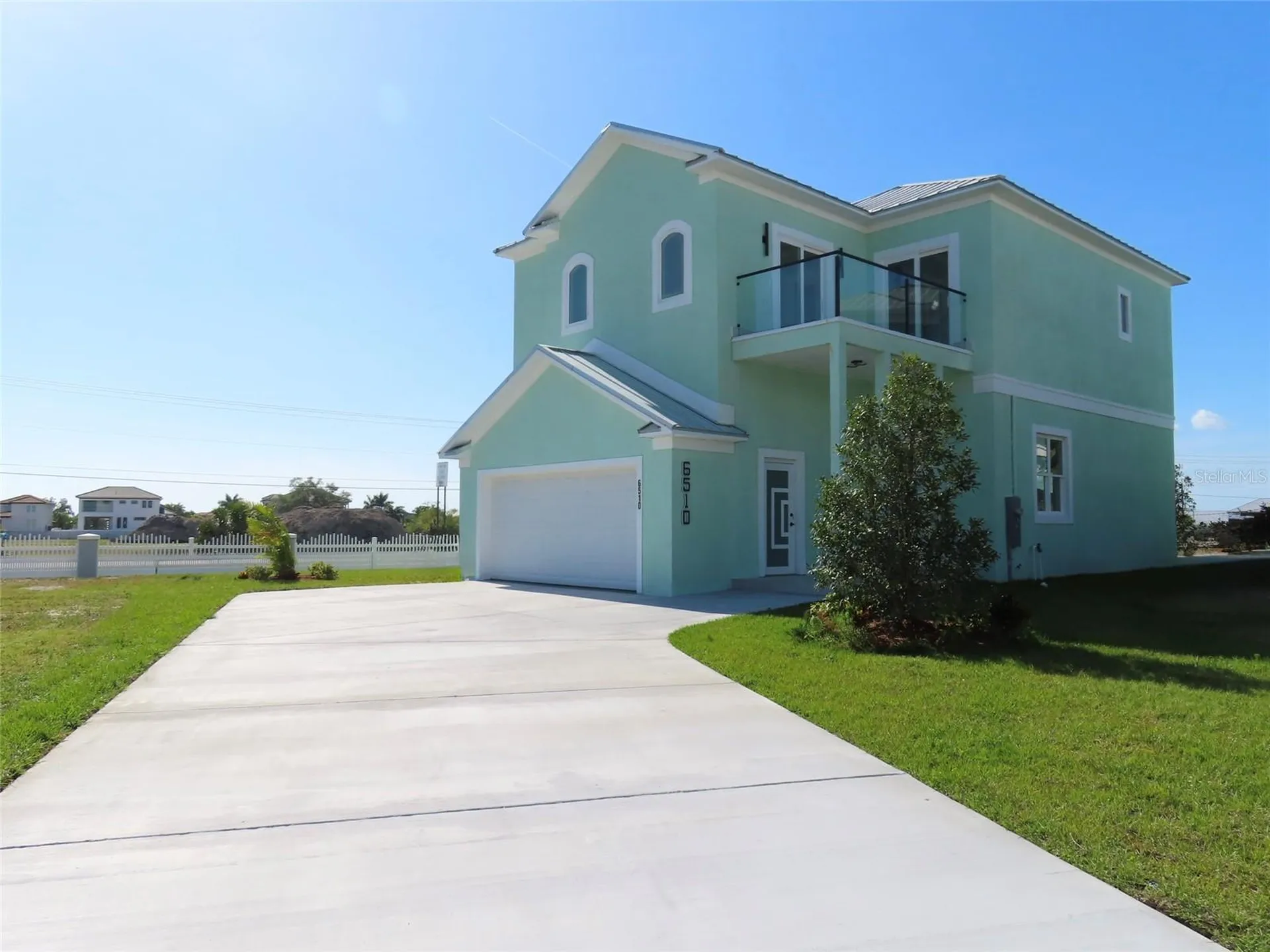 6510 Simone Shores Circle Apollo Beach FL 33572