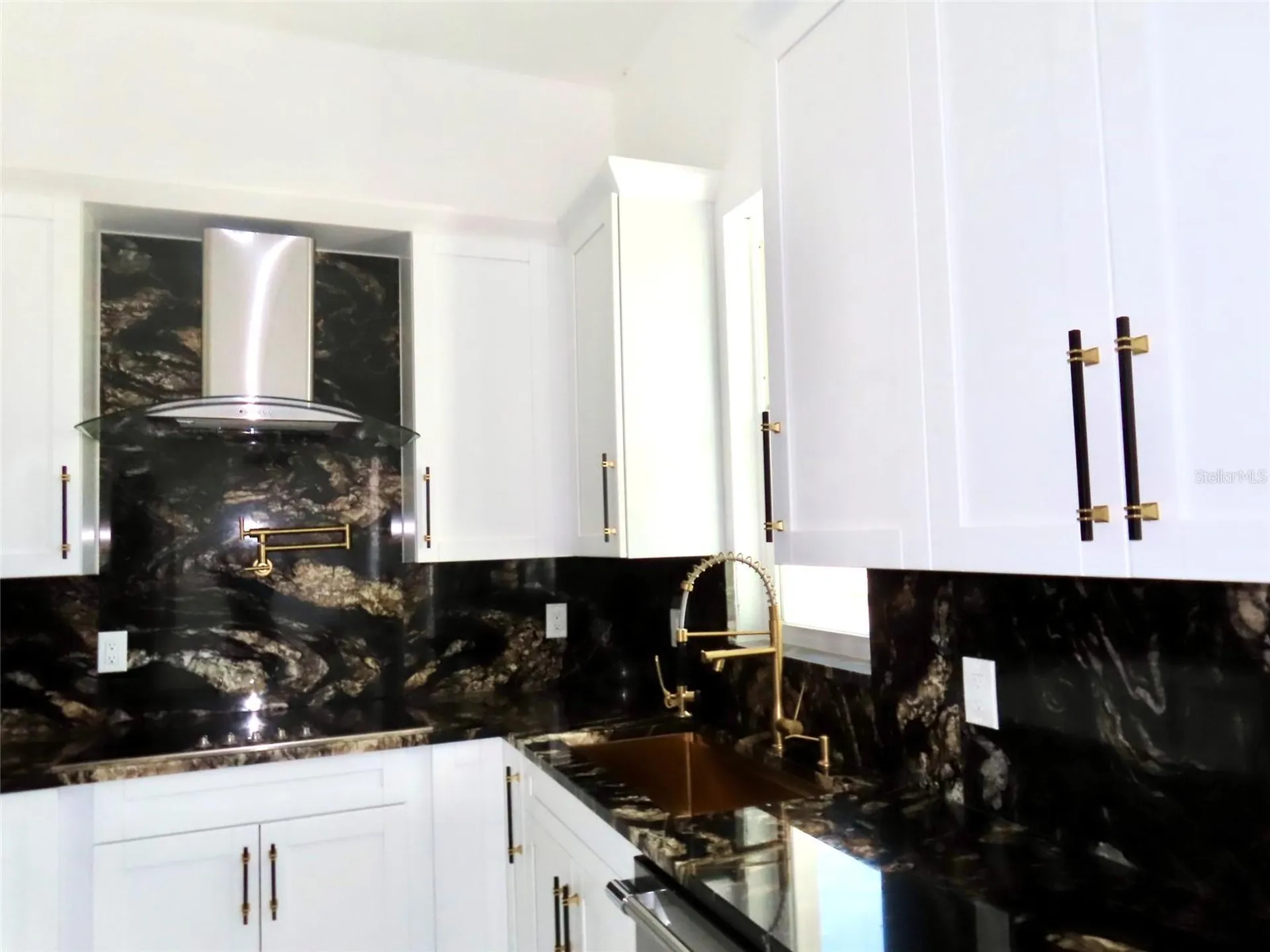 6510 Simone Shores Circle Apollo Beach FL 33572