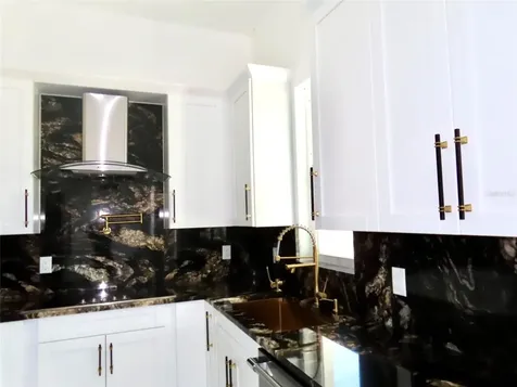 6510 Simone Shores Circle Apollo Beach FL 33572