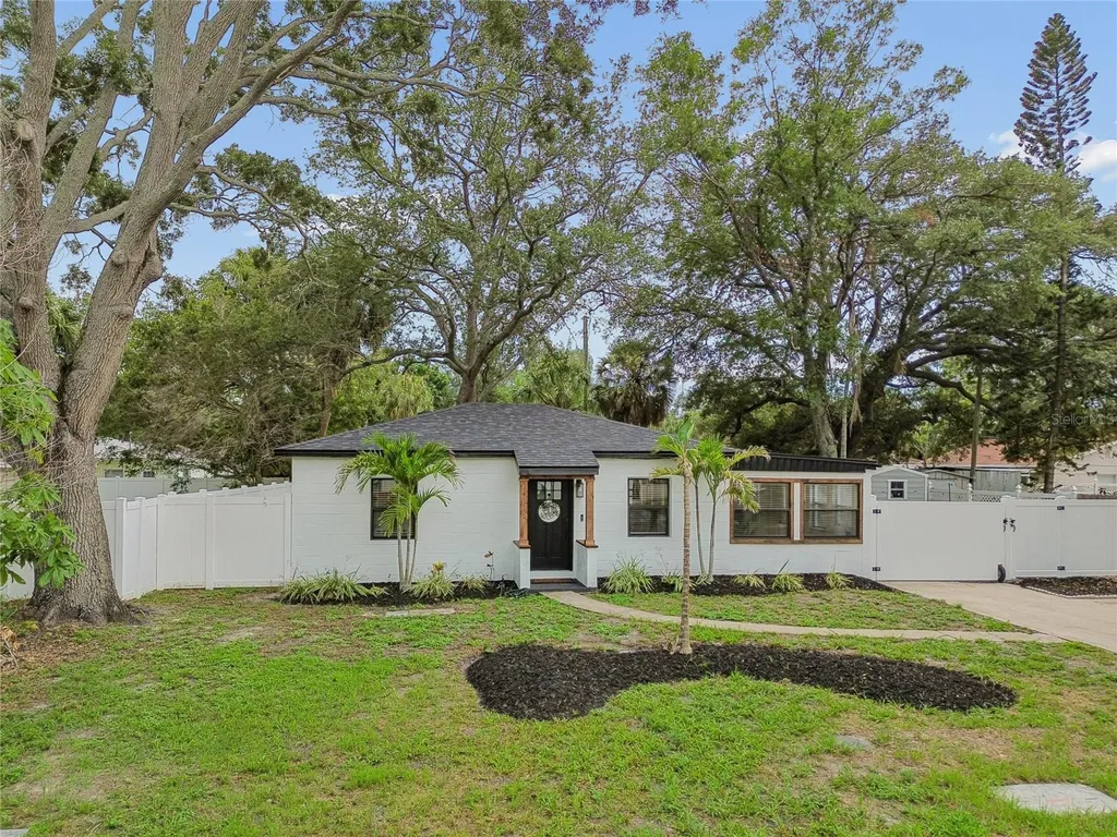 4730 W Bay Vista Avenue Tampa FL 33611