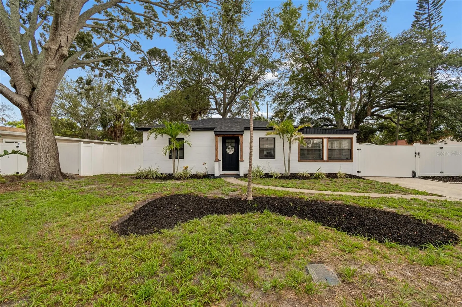 4730 W Bay Vista Avenue Tampa FL 33611
