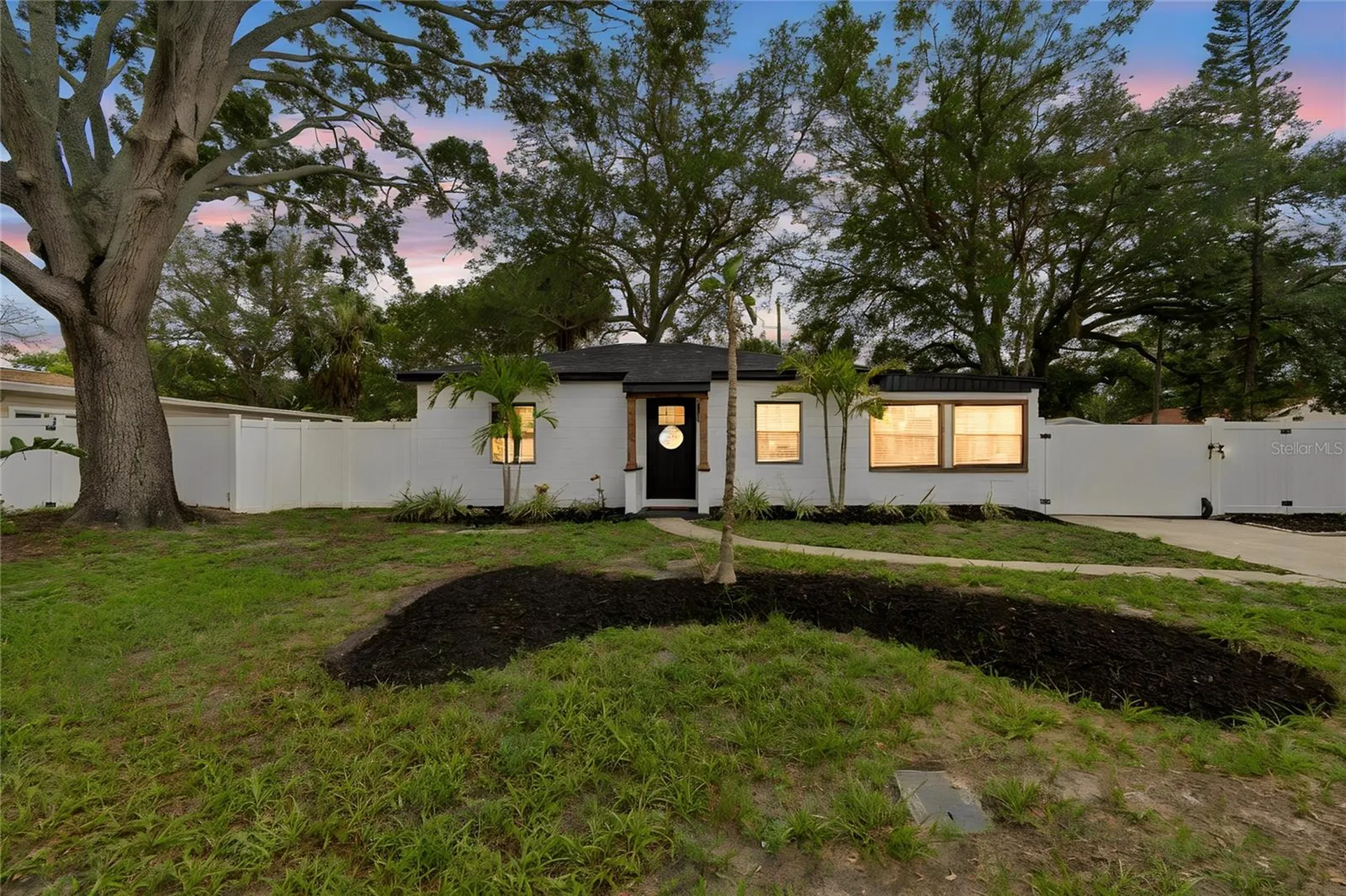 4730 W Bay Vista Avenue Tampa FL 33611