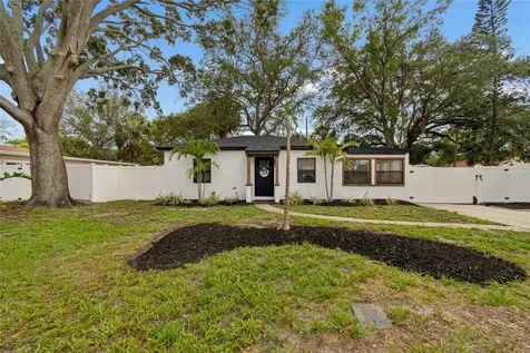 4730 W Bay Vista Avenue Tampa FL 33611