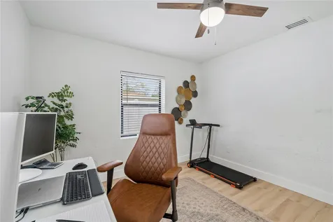 4730 W Bay Vista Avenue Tampa FL 33611