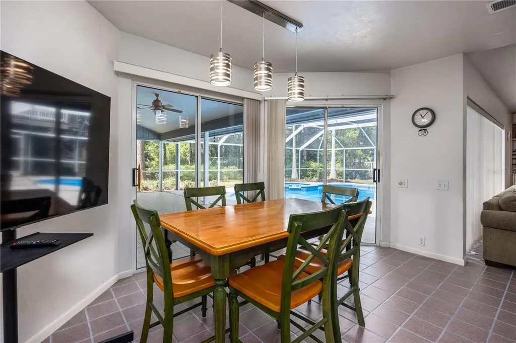 4616 NW 57th Drive Gainesville FL 32606