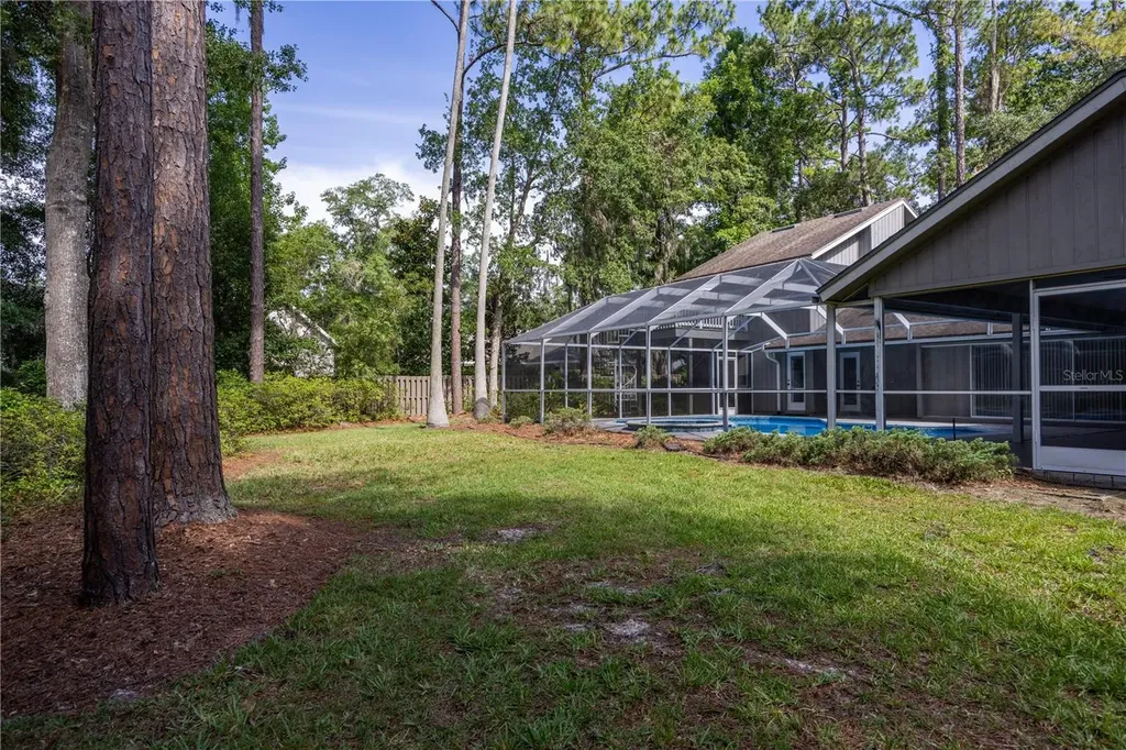 4616 NW 57th Drive Gainesville FL 32606