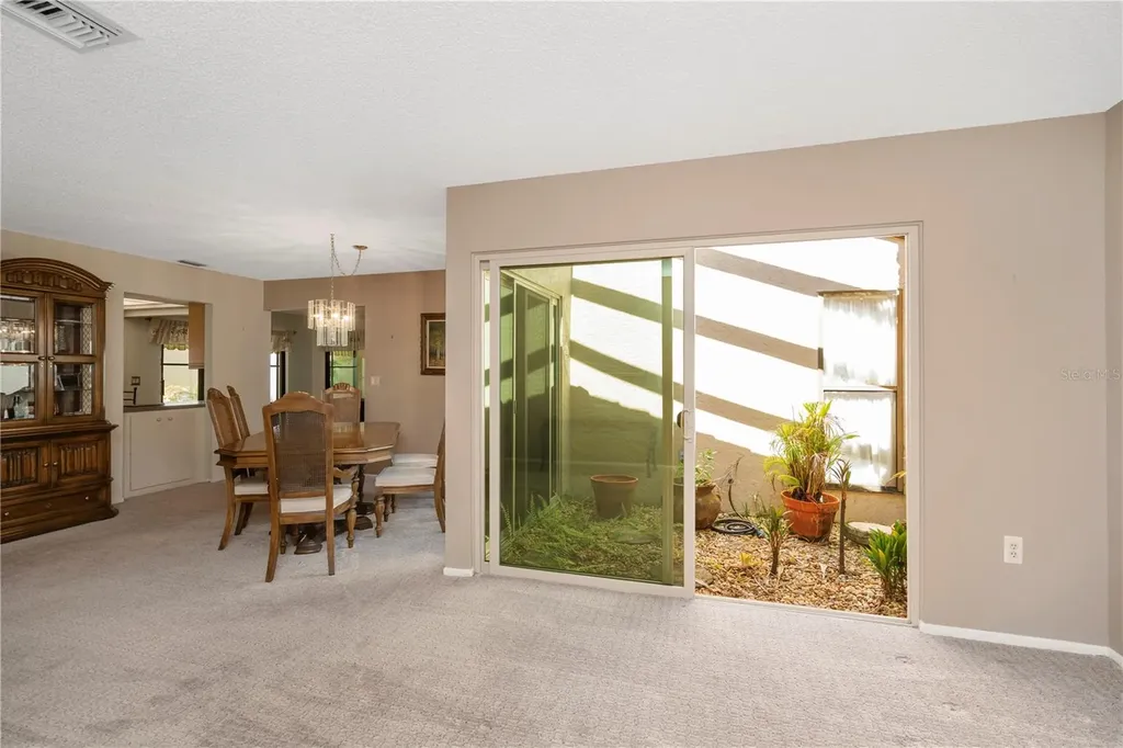 3825 Glen Oaks Manor Drive Sarasota FL 34232