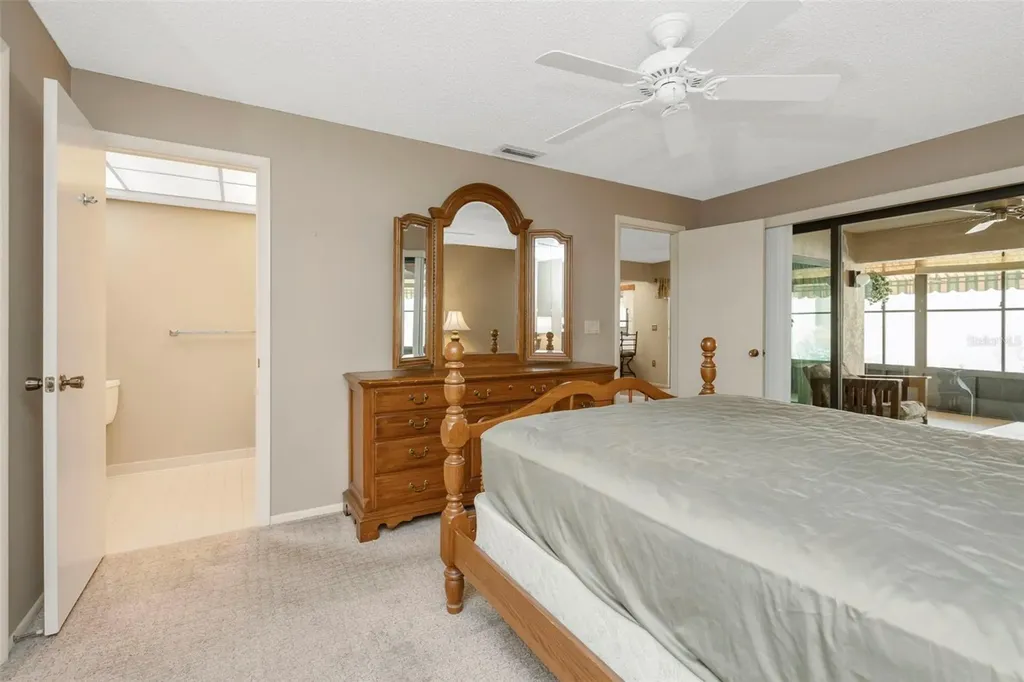 3825 Glen Oaks Manor Drive Sarasota FL 34232