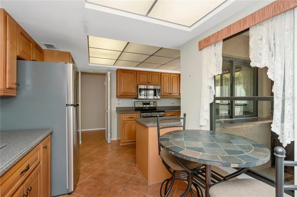 3825 Glen Oaks Manor Drive Sarasota FL 34232