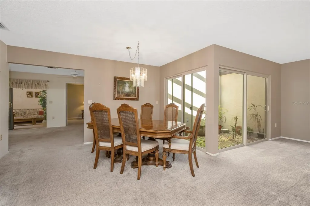 3825 Glen Oaks Manor Drive Sarasota FL 34232