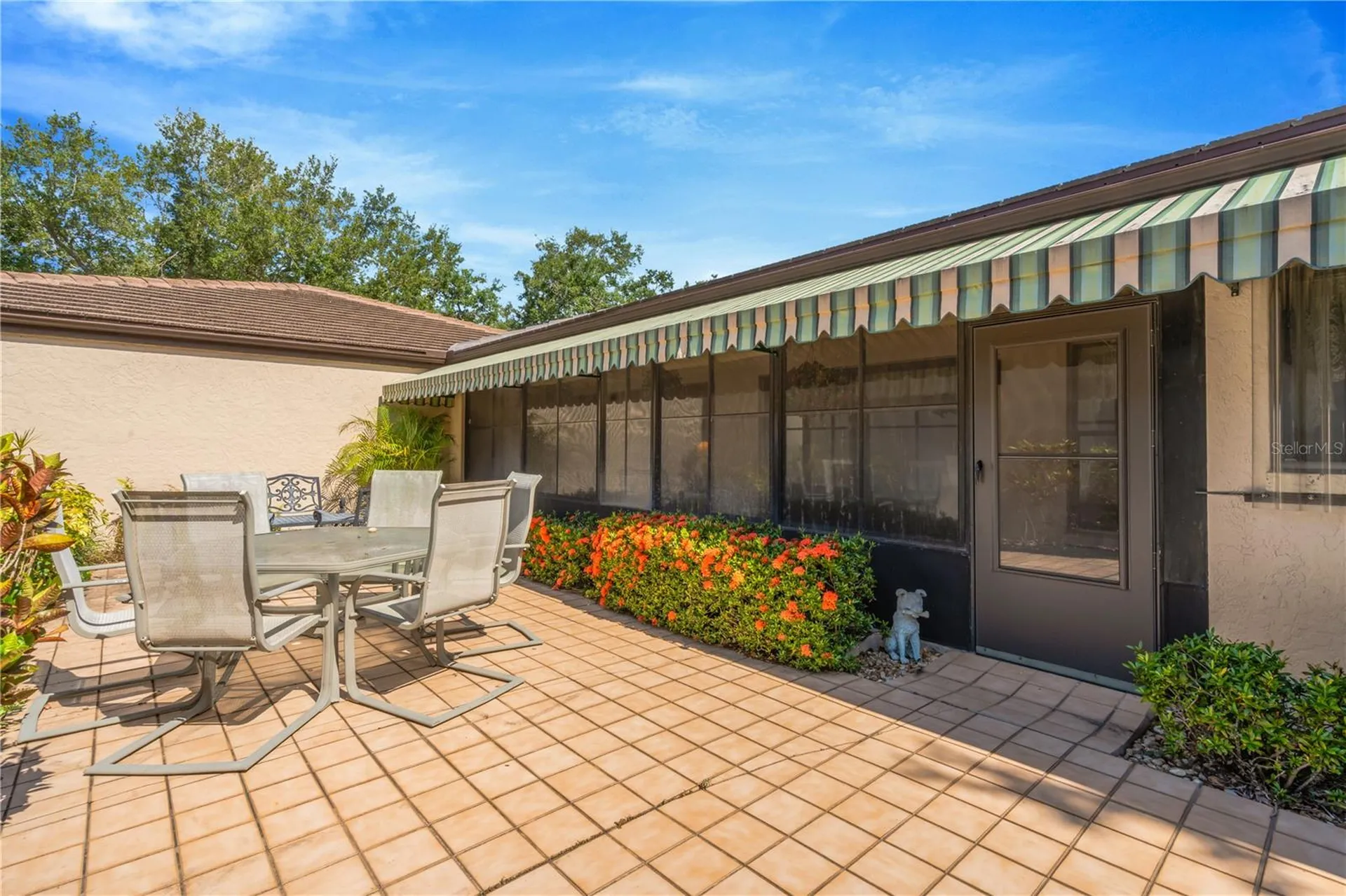 3825 Glen Oaks Manor Drive Sarasota FL 34232