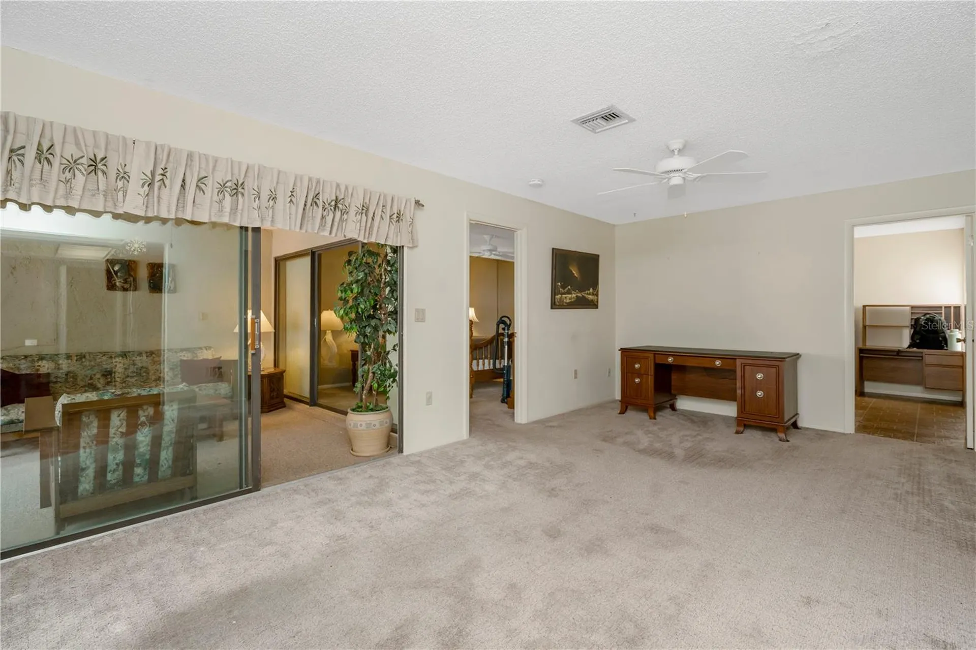3825 Glen Oaks Manor Drive Sarasota FL 34232
