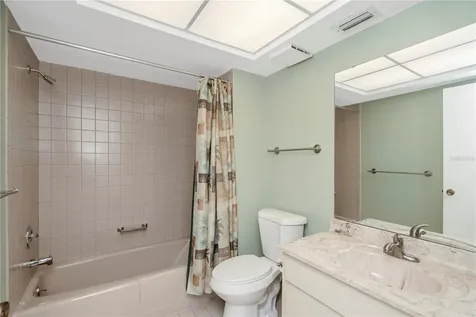 3825 Glen Oaks Manor Drive Sarasota FL 34232
