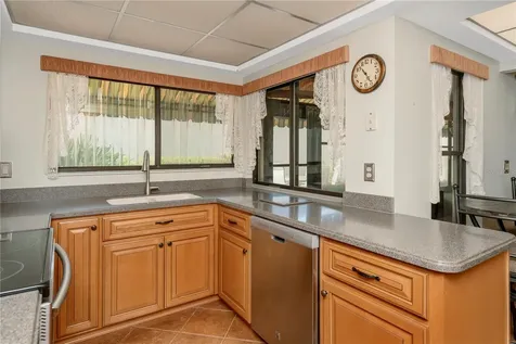 3825 Glen Oaks Manor Drive Sarasota FL 34232