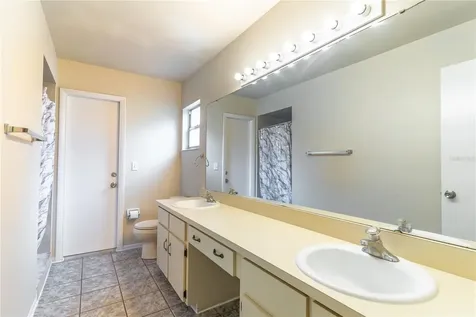 9624 Tetley Court Orlando FL 32817