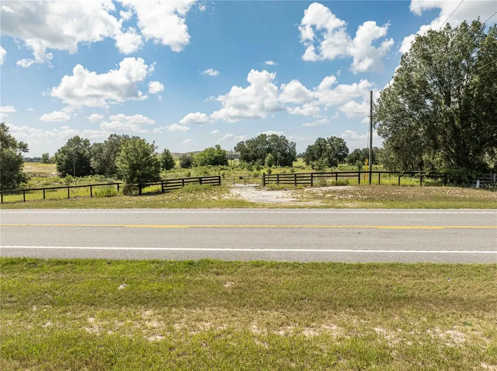 2034 S Us 301 Highway Sumterville FL 33585