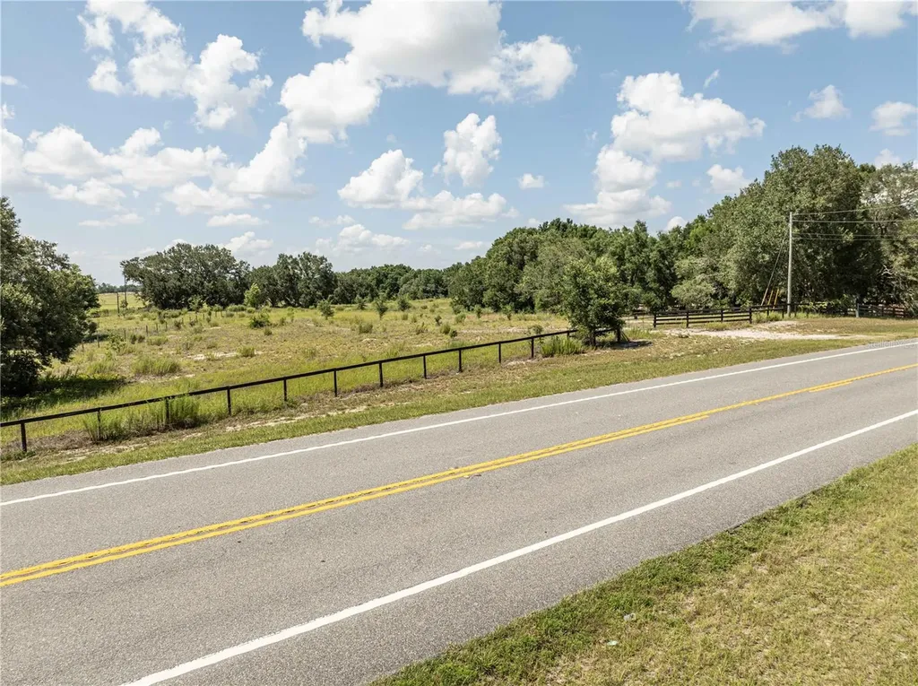 2034 S Us 301 Highway Sumterville FL 33585