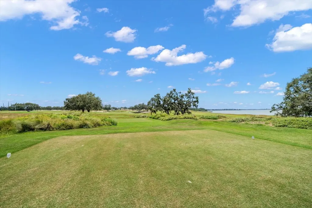 4 Belleview Boulevard Belleair FL 33756