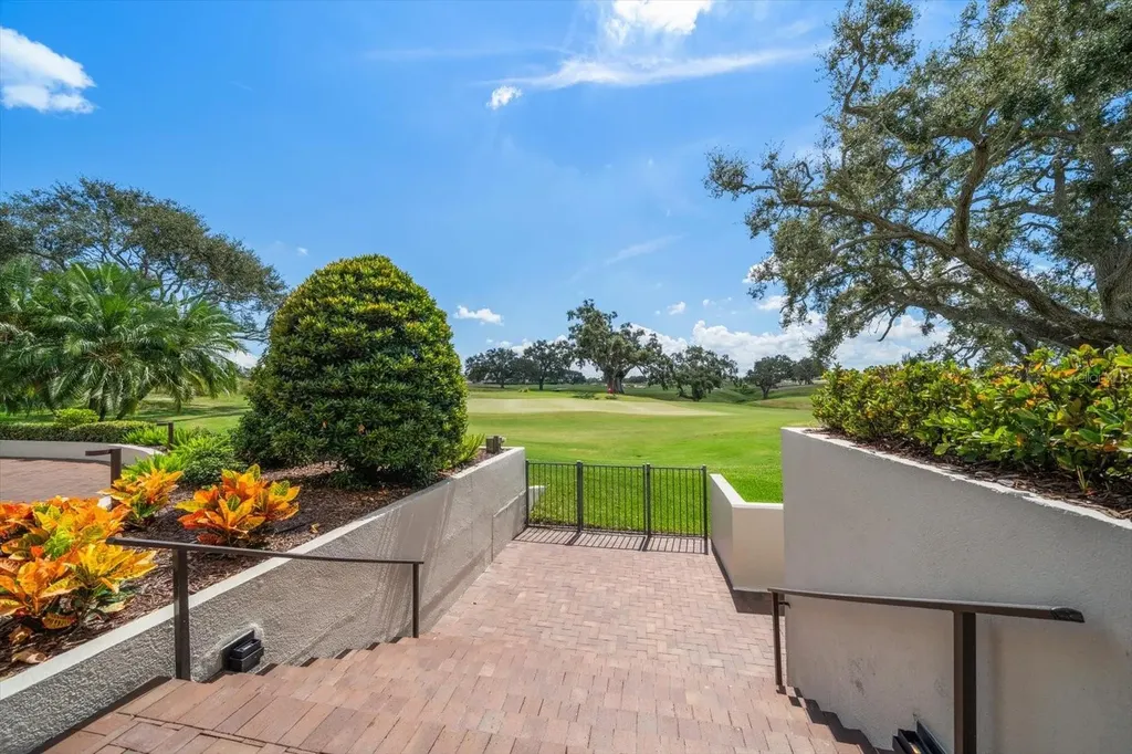 4 Belleview Boulevard Belleair FL 33756