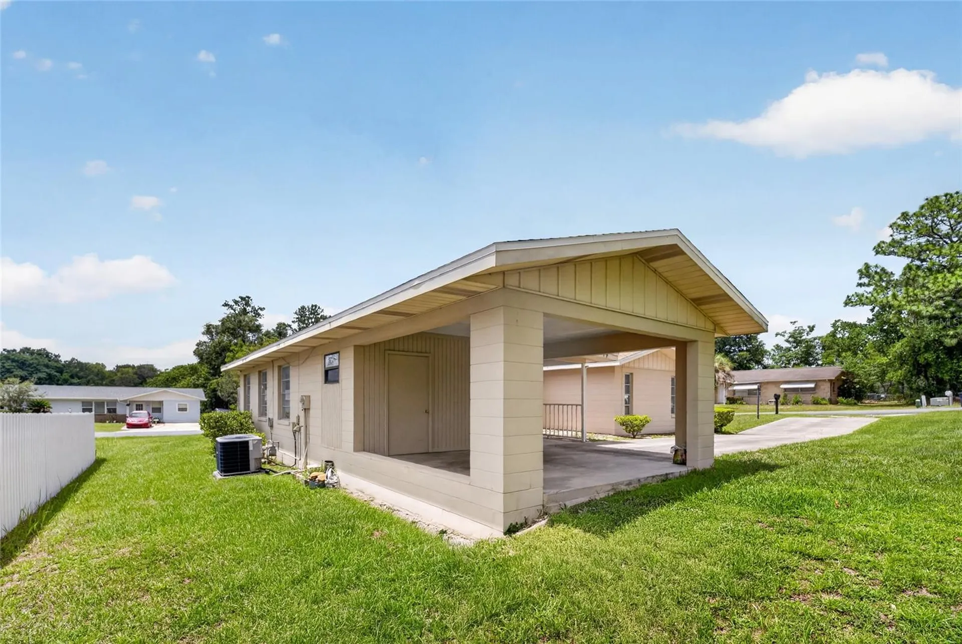 16 Lake Court Loop Ocala FL 34472