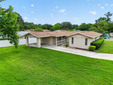 16 Lake Court Loop Ocala FL 34472