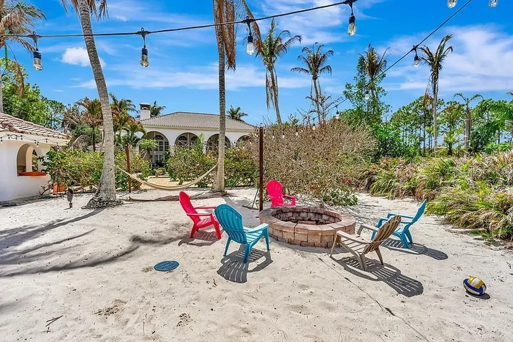2584 SE Ranch Acres Circle Jupiter FL 33478