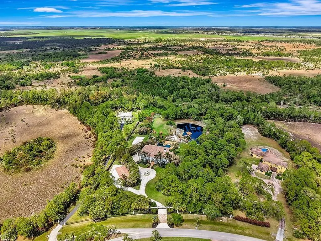 2584 SE Ranch Acres Circle Jupiter FL 33478