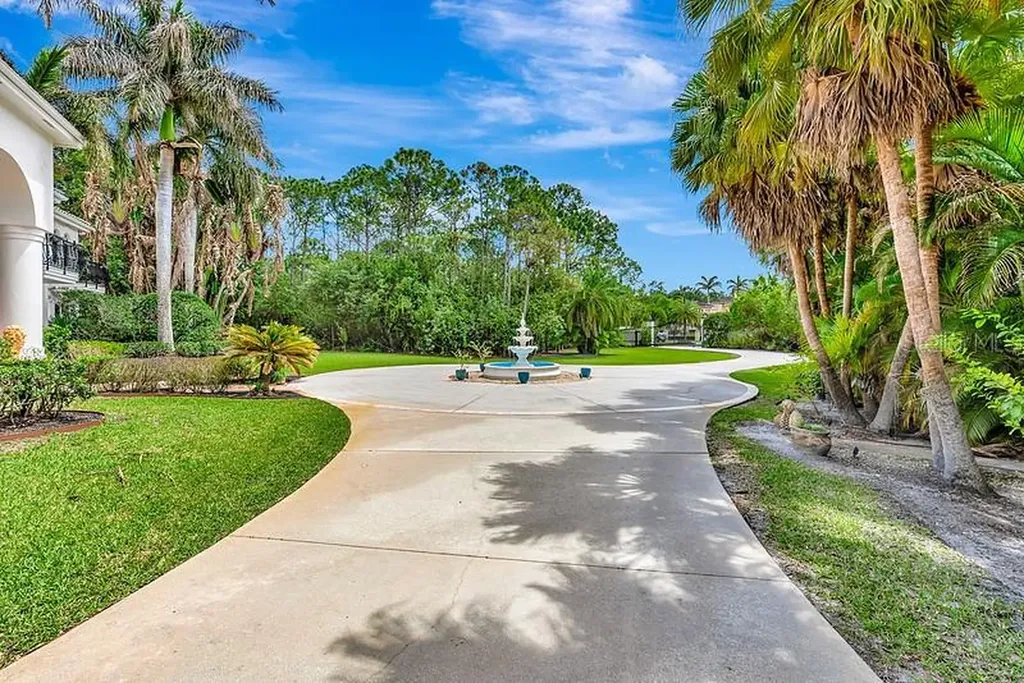 2584 SE Ranch Acres Circle Jupiter FL 33478