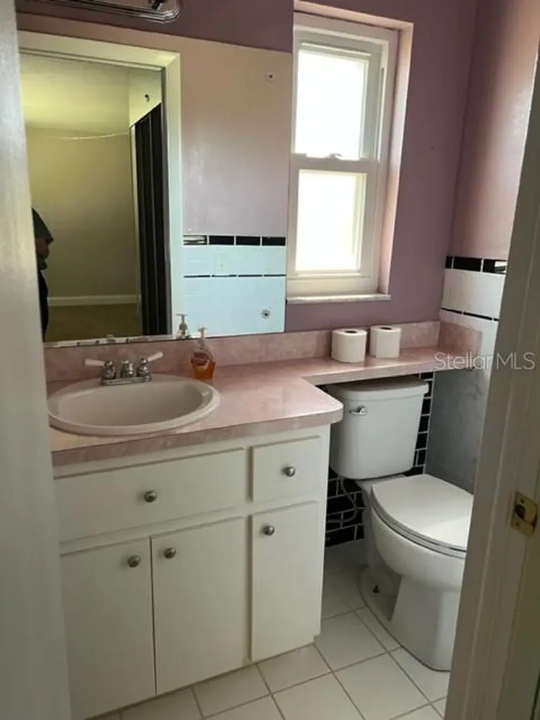 6890 Versailles N Pinellas Park FL 33781