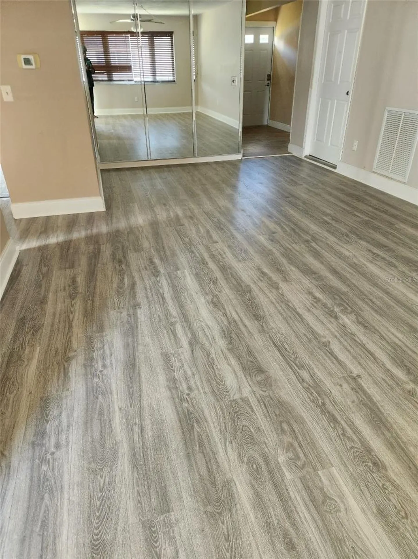 6890 Versailles N Pinellas Park FL 33781