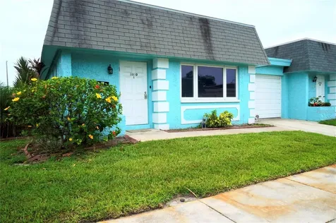 6890 Versailles N Pinellas Park FL 33781