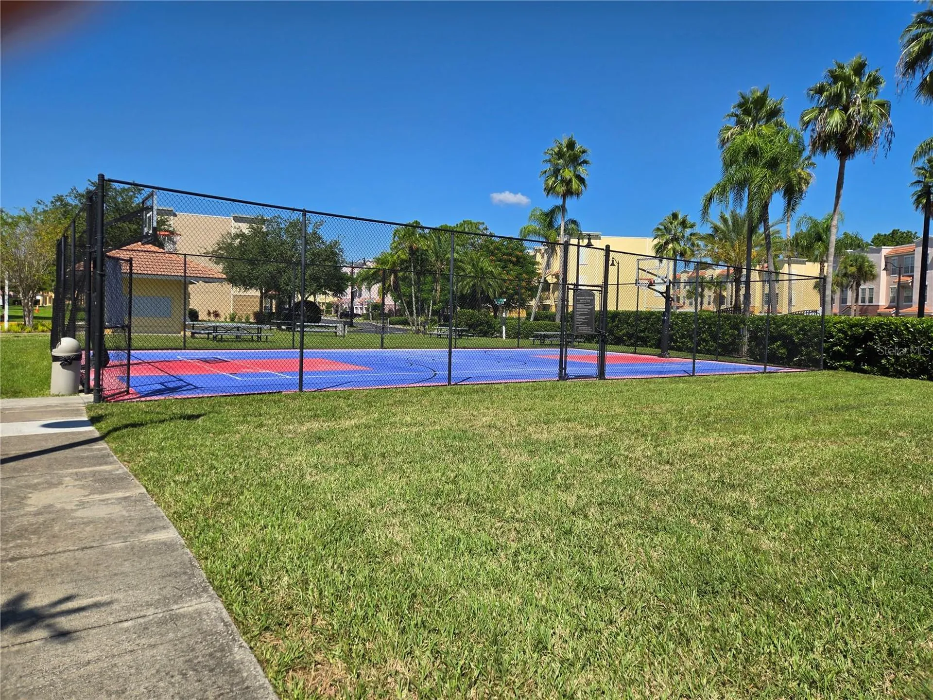 5049 Shoreway Loop Orlando FL 32819