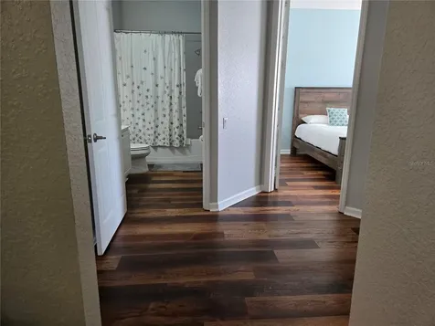 5049 Shoreway Loop Orlando FL 32819