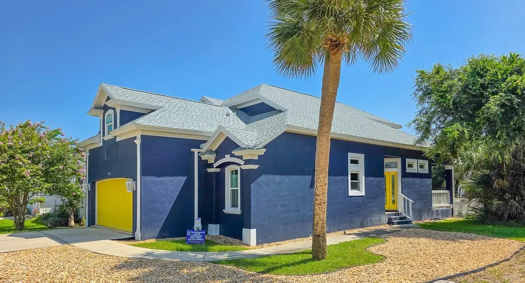 2733 S Daytona Avenue Flagler Beach FL 32136